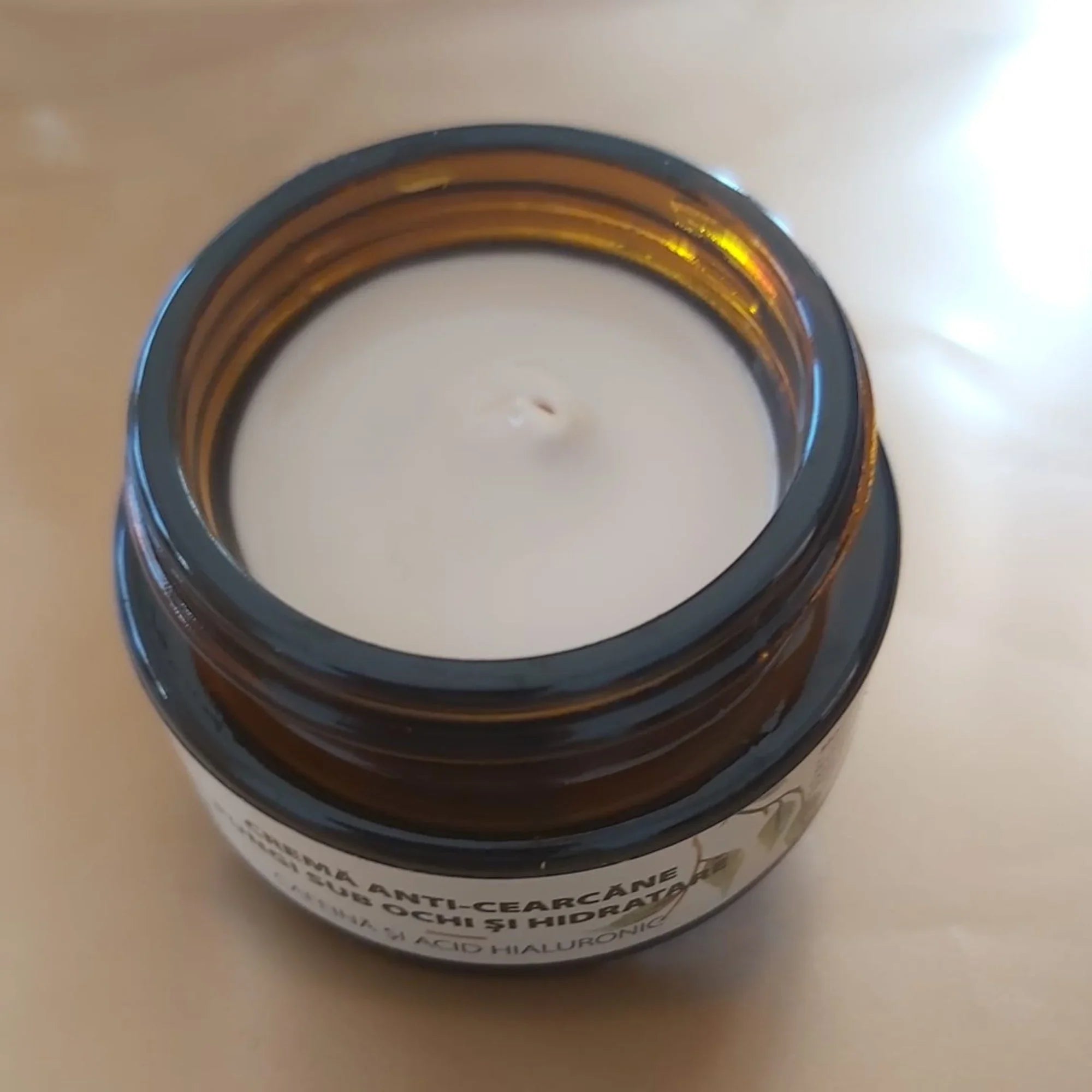 Cremă Anti-Cearcăne și Pungi Sub Ochi ce reduce cearcănele, pungile și ridurile fine - BioUnique