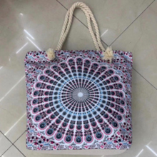 Încarcă imaginea în vizualizatorul Galerie, Geanta Mandala Roz - BioUnique
